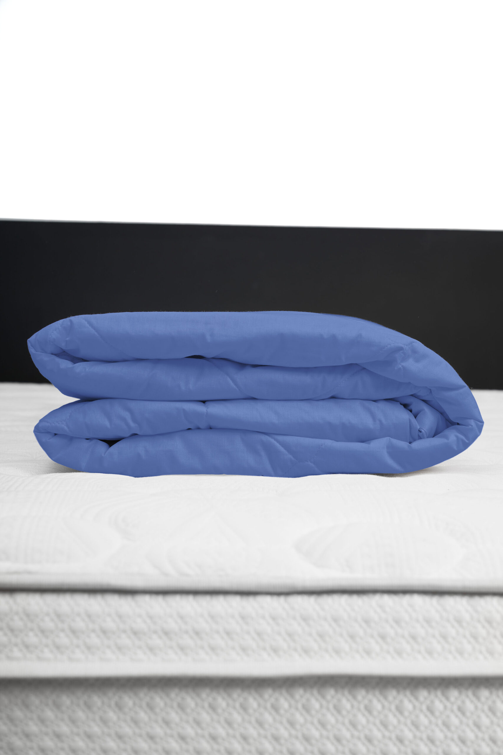 Protector de colchón impermeable 150 hilos color Azul acero 100% algodón