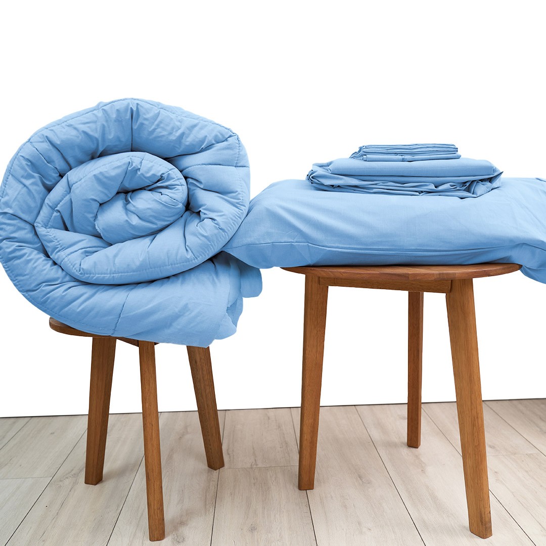 Basic Bedpack con cobertor hipoalergénico 150 hilos color azul cielo 100% algodón