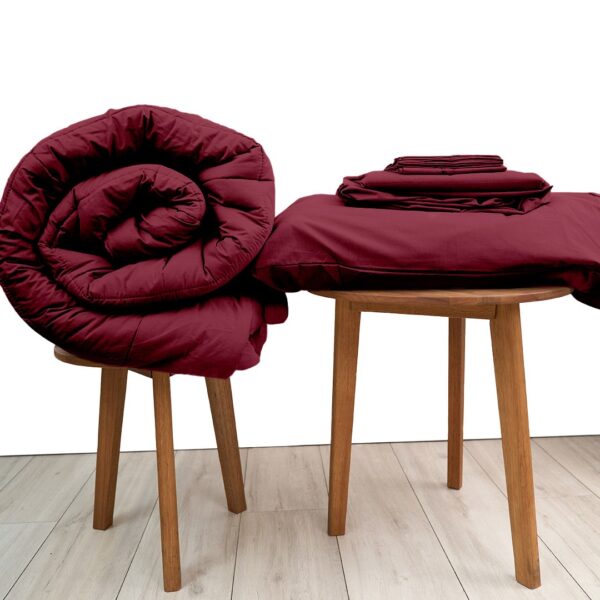 Basic Bedpack con cobertor hipoalergénico 150 hilos color guinda 100% algodón