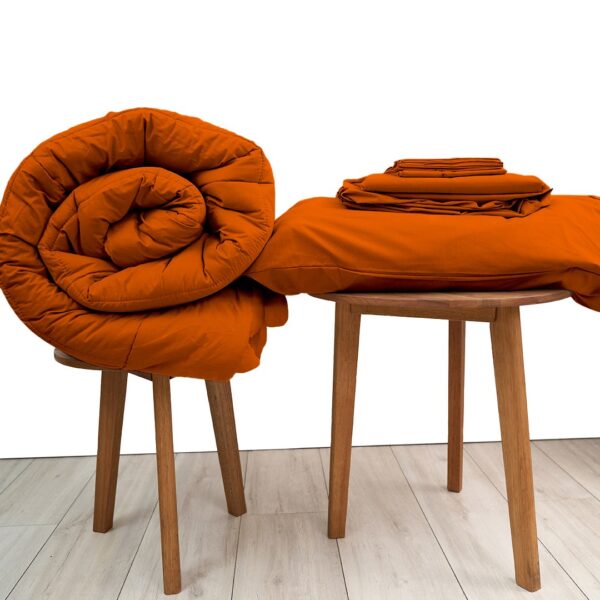 Basic Bedpack con cobertor hipoalergénico 150 hilos color ladrillo 100% algodón