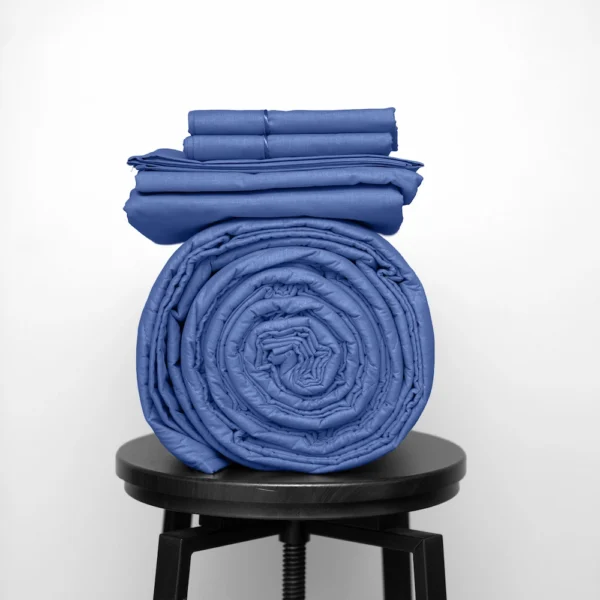 Basic Bedpack con cubrecama ligero 150 hilos color Azul acero 100% algodón