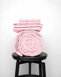 Basic Bedpack con cubrecama color Rosado pastel 100 algodon &ndash; Cobitex Home