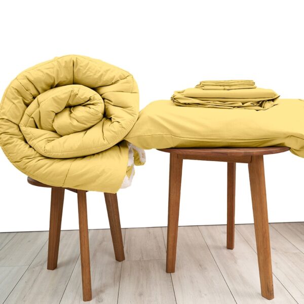 Basic Bedpack con edredón con reversible de corderito 150 hilos color amarillo 100% algodón