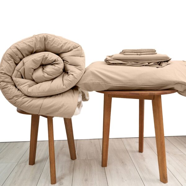 Basic Bedpack con edredón con reversible de corderito 150 hilos color arenita 100% algodón