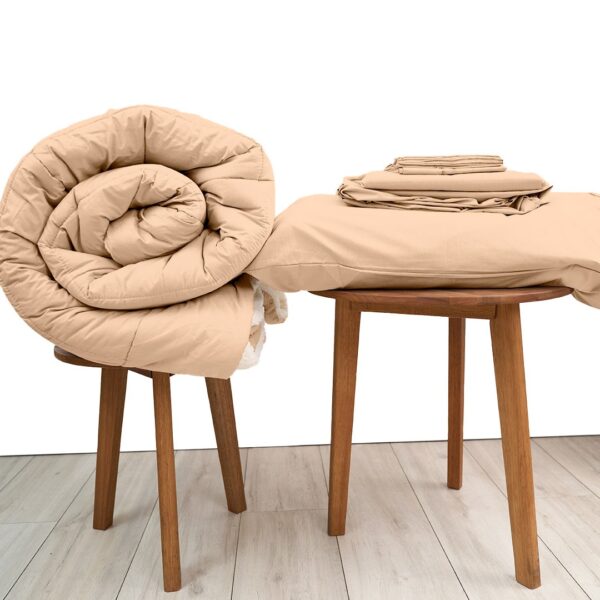 Basic Bedpack con edredón con reversible de corderito 150 hilos color beige 100% algodón