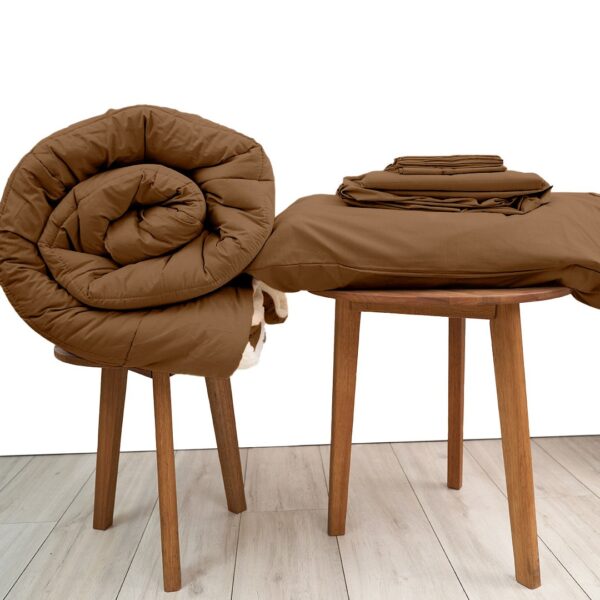 Basic Bedpack con edredón con reversible de corderito 150 hilos color chocolate 100% algodón