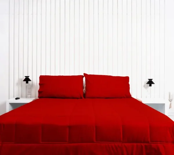 Cobertor Hipoalergénico 150 hilos color rojo 100% algodón