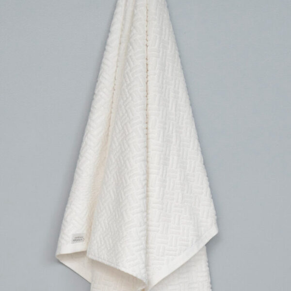 Toalla de baño con relieve Igualdad 1.40 x 0.75 cm - 450 gramos