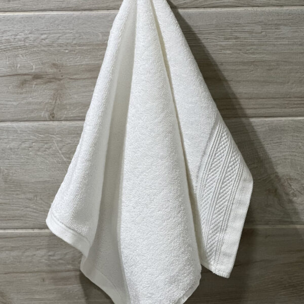 Set de toallas de mano Blanco 0.60 x 0.35 cm – 550 gramos