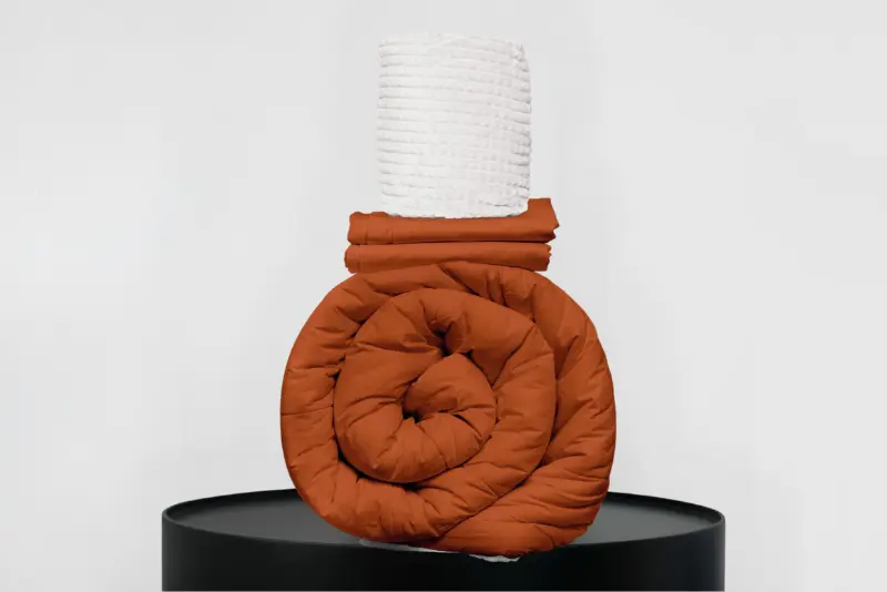 Medium Bedpack con edredón con reversible de corderito 150 hilos color ladrillo 100% algodón