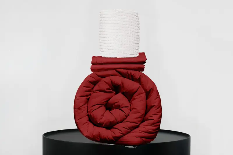 Medium Bedpack con edredón con reversible de corderito 150 hilos color rojo 100% algodón