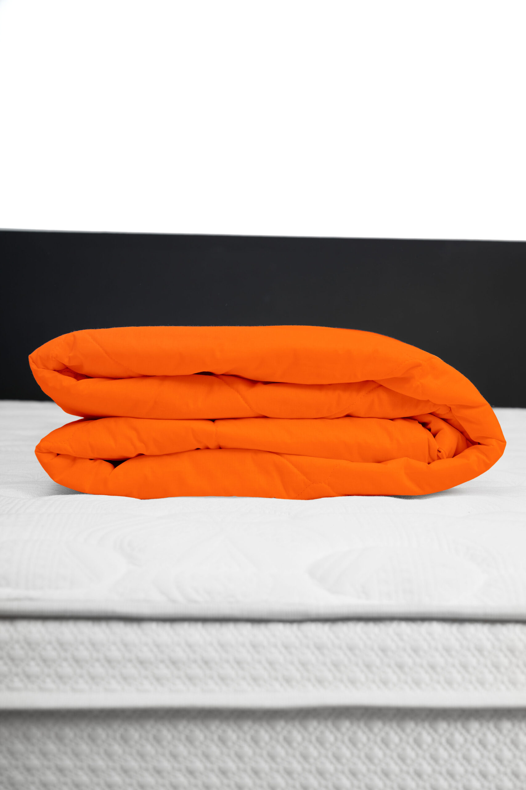 Protector de colchón impermeable 150 hilos color Naranja 100% algodón