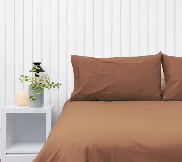 Par de fundas de almohadas 150 hilos color chocolate 100% algodón