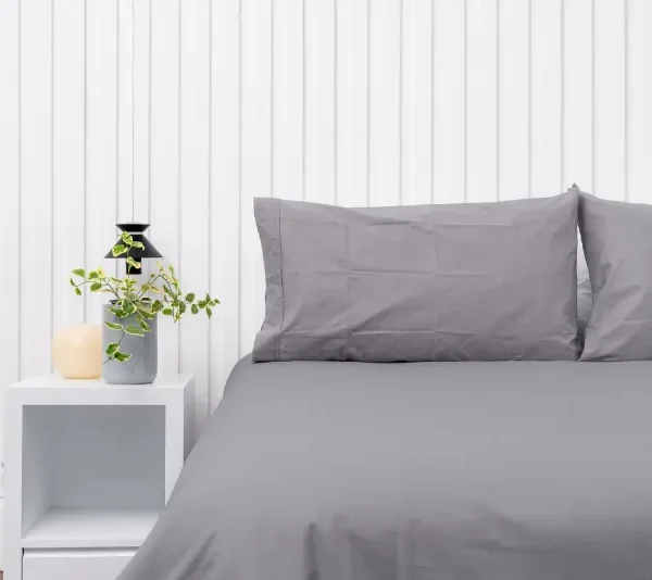 Par de fundas de almohadas 150 hilos color plomo 100% algodón