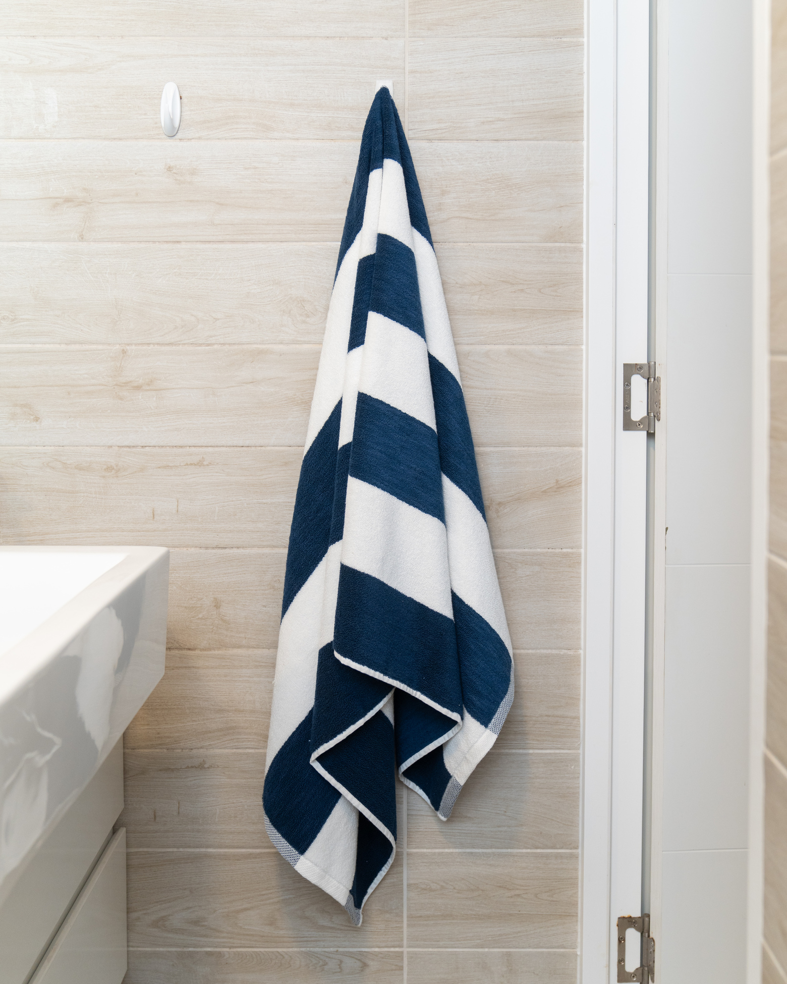 Toalla playera Navy Blue 1.60 x 0.75 cm - 550 gramos